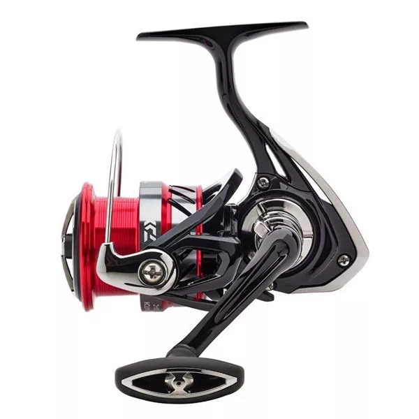 Daiwa 18 Ninja Feeder LT6000SS - navijak s prednou brzdou