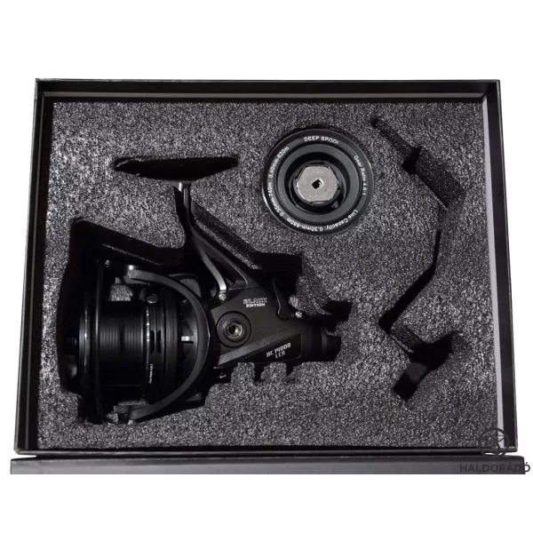 Haldorádó Black Edition BC 14000 LCS Kaprový navijak s voľnobežnou brzdou s náhradnou cievkou, v darčekovom balení